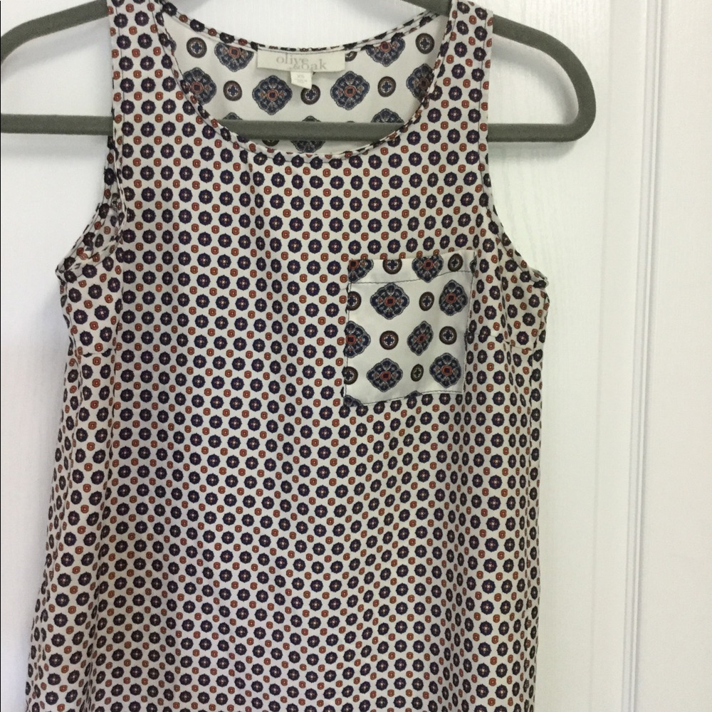 Olive &Oak Top